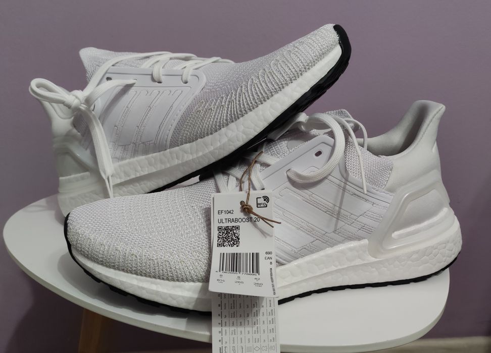 Нови мъжки маратонки Adidas Ultraboost 20 номер 42