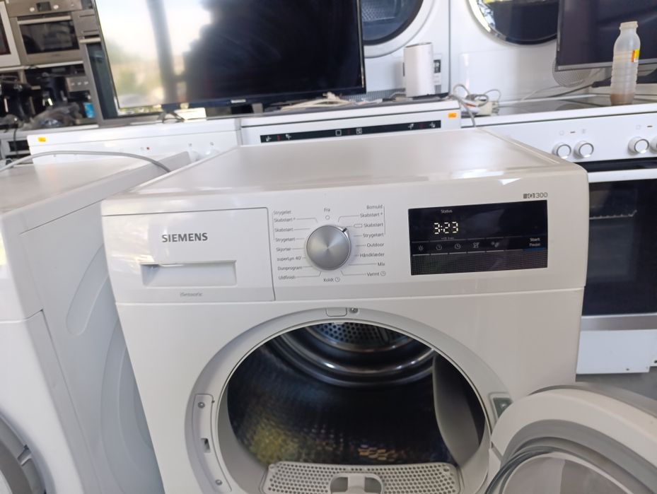 Сушилня с термопомпа Siemens IQ300 iSensoric