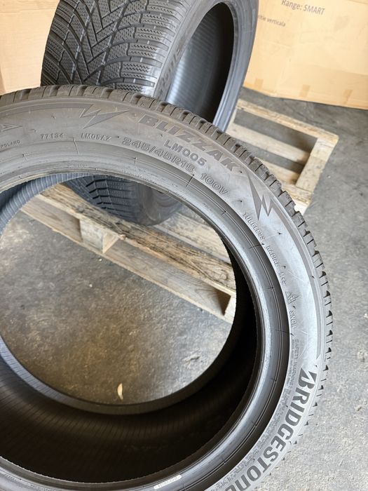 2 anvelope iarna 245/45/18 Bridgestone 6.5 mm!