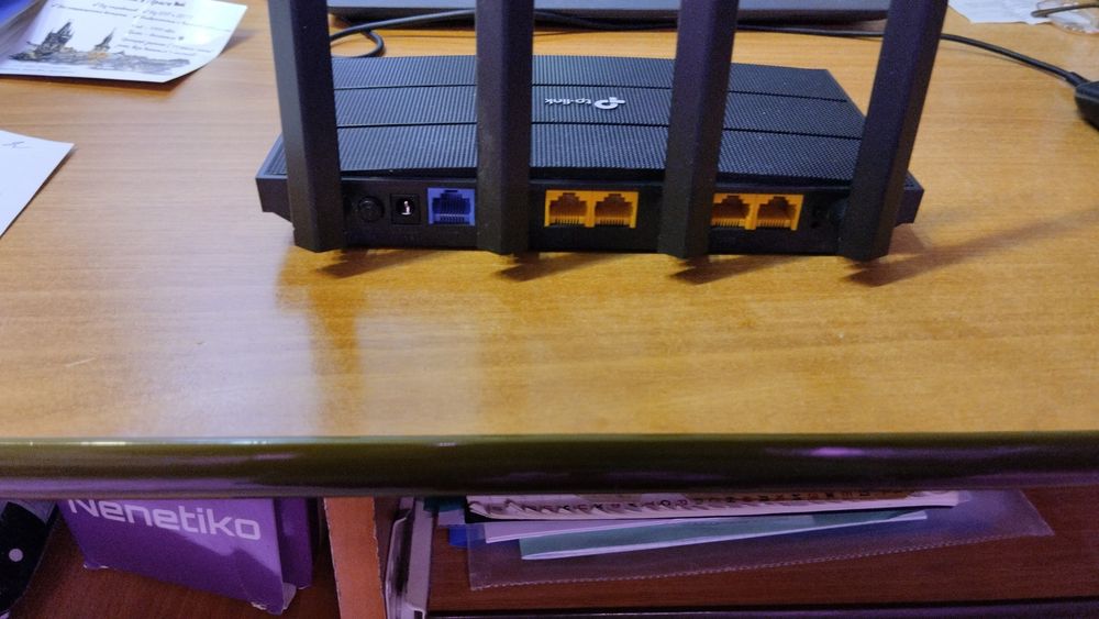 Продам модем-маршрутизатор TP-LINK Archer  C6U(RU)