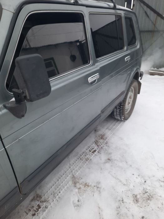 Продам ВАЗ 2131    .