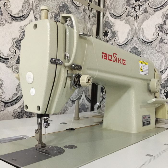 Tikuv mashinasi sotiladi