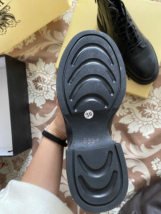 Продам обувь кожанную