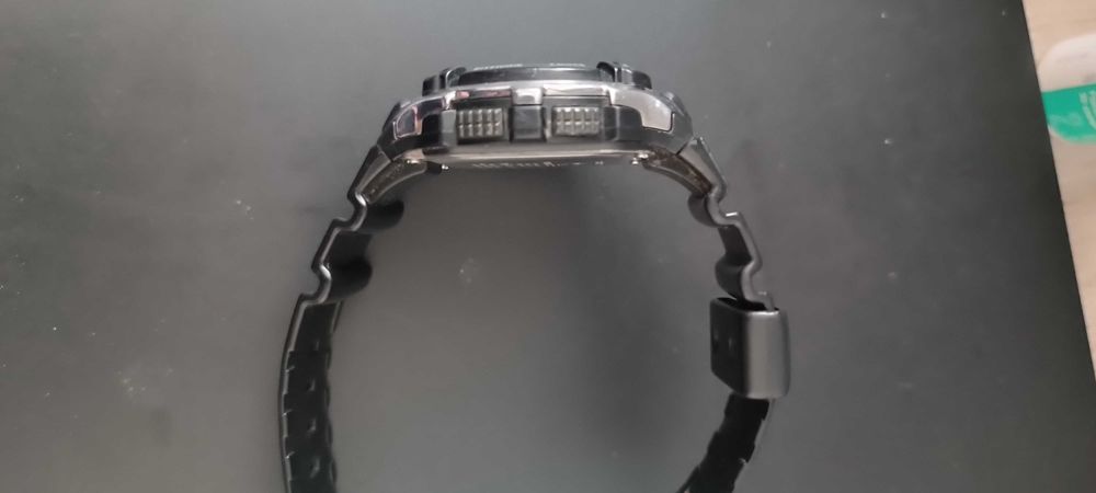 Ceas de mana marca Casio