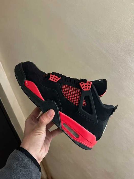 Nike Air Jordan 4 Retro “Red Thunder