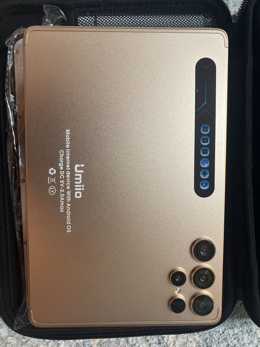 планшет Umiio новый