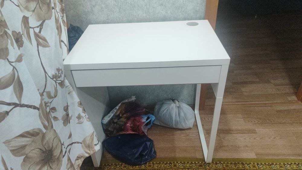 Стол письменный ikea