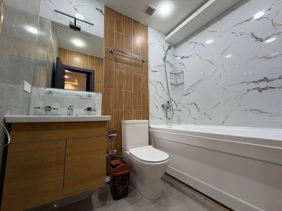 Продается 1в2 ком квартира в новостройке, ор-р: Ц-2 Алайский, 36м²