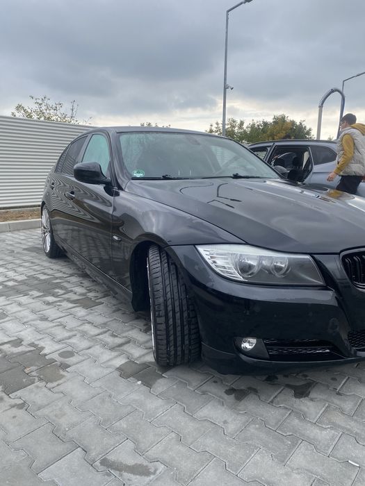BMW Seria 3 E90 Facelift LCI - 318D 2.0 143CP - Manual