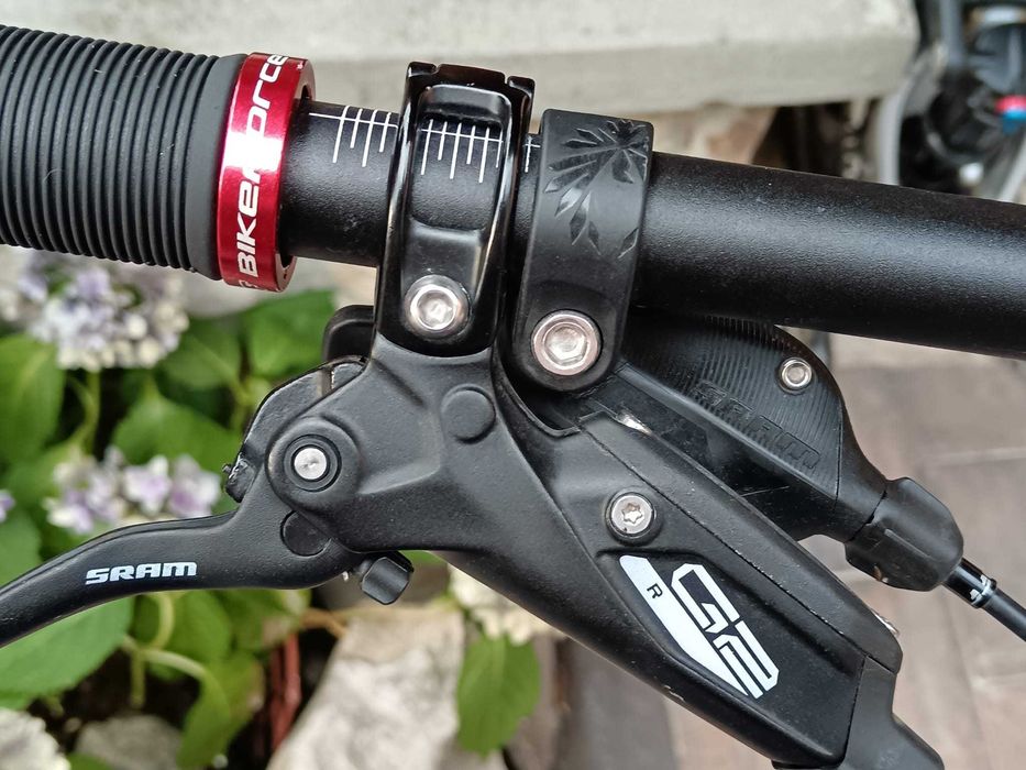 Vând bicicleta mondraker foxy 2022