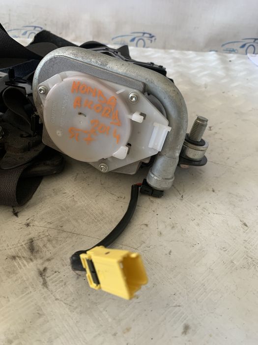 set centuri fata cu capsa  honda accord - motorina 2010