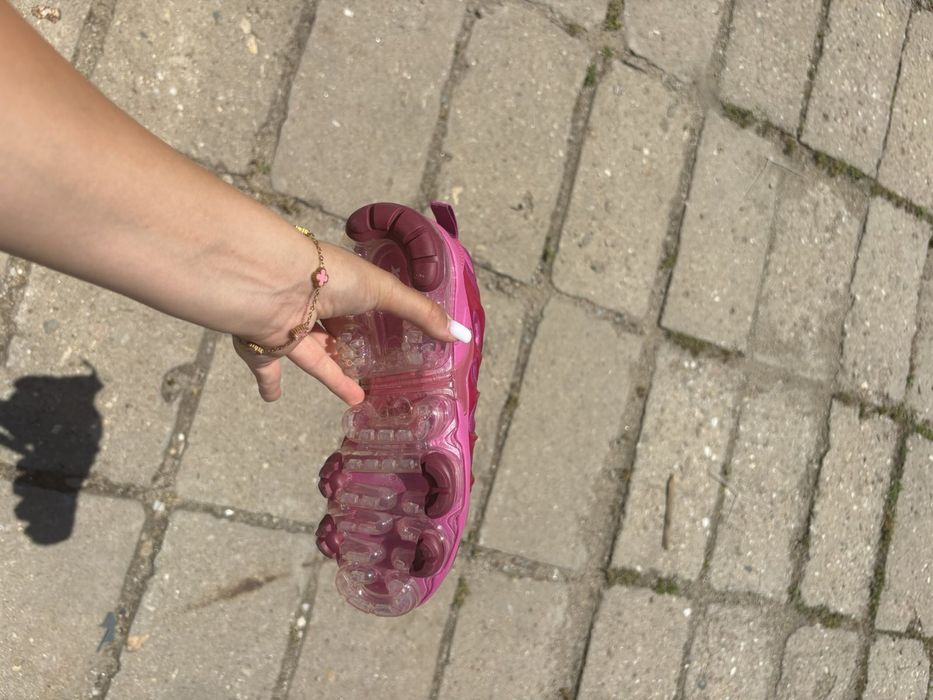Nike Vapormax pink