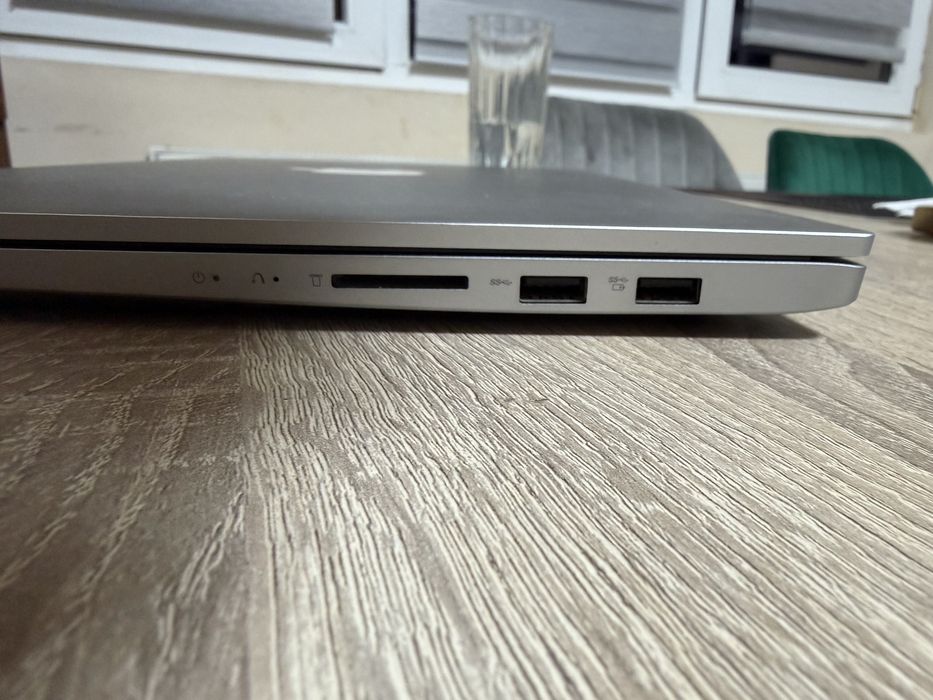 Лаптоп Леново IdeaPad5