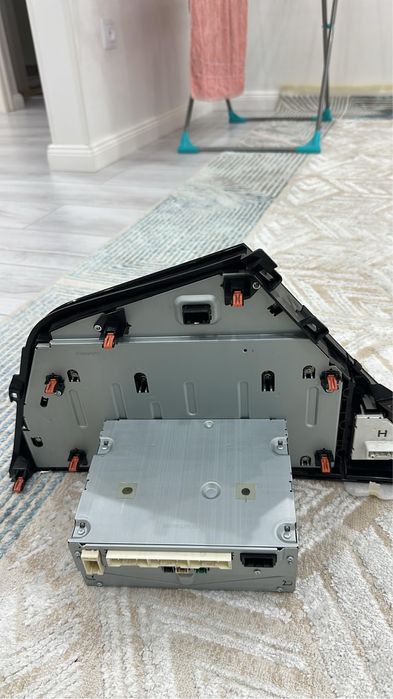 Магнетолы JBL камри 70