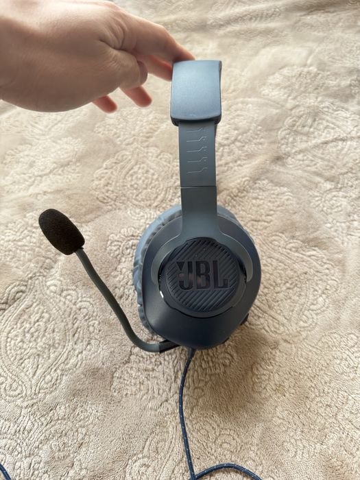 Слушалки JBL