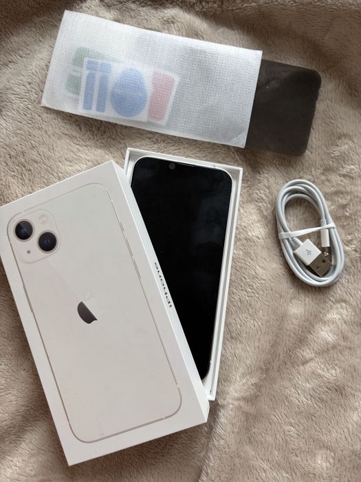 iPhone 13 128GB  la cutie