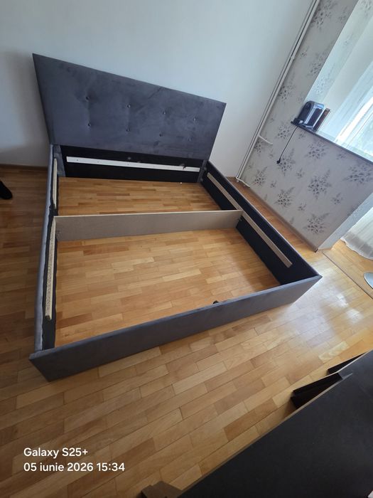 Pat tapițat 180 /200 nou