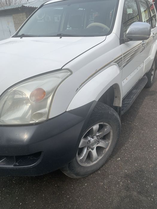 Тойота Ландкурзер Прадо 120