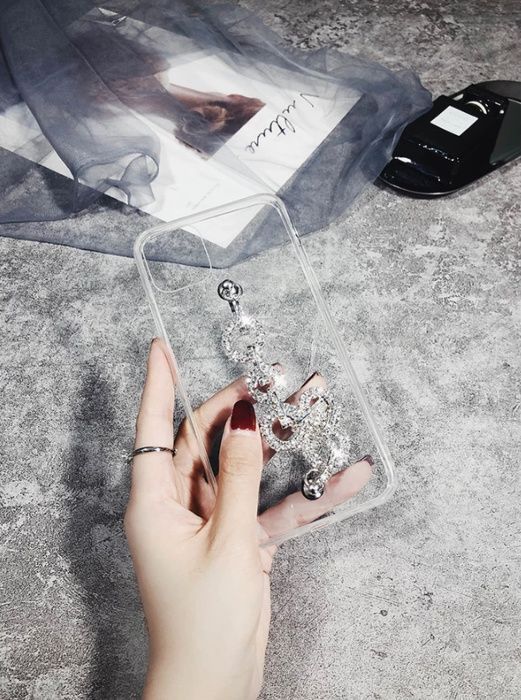 Husa cu bratara si pietricele iPhone 11, 11 Pro, 11 Pro Max, 12 Mini