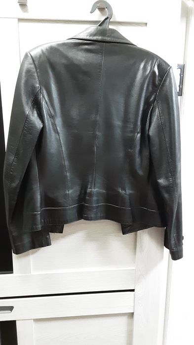 Куртка кожаная  женская