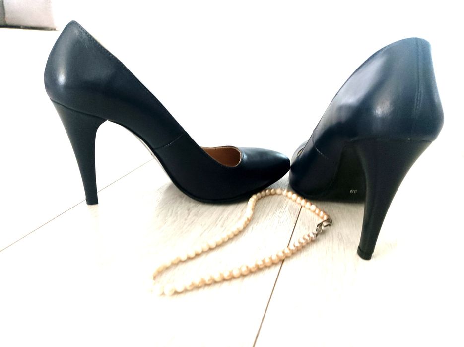 Pantofi noi piele Bata