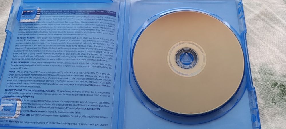 Vand  - The Last of Us - Remastered si God of War