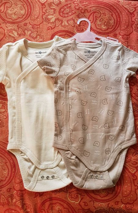 Лот от шест бодита с къс ръкав 86 см