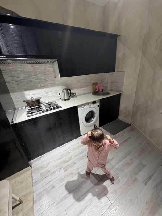 Qizlarga sheriklikga Sergeli 8 A golden house