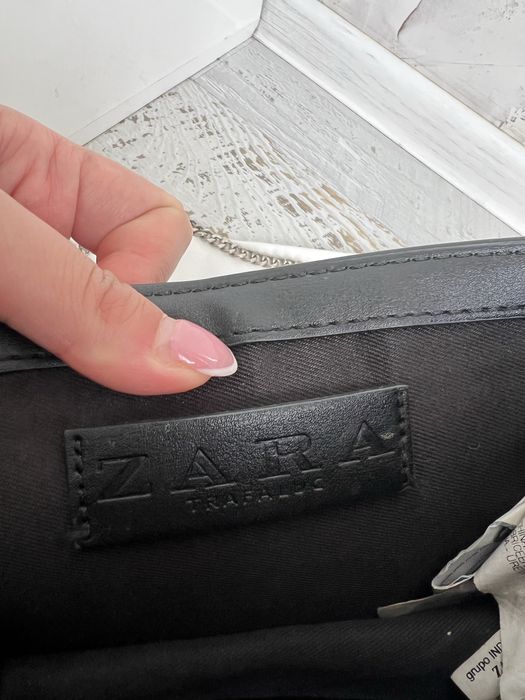 Черна Чанта Zara