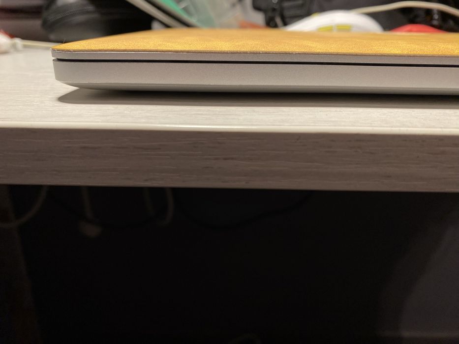 MacBook Pro Retina 13” (Early 2015) | i7 | 16GB RAM | Отлична батерия