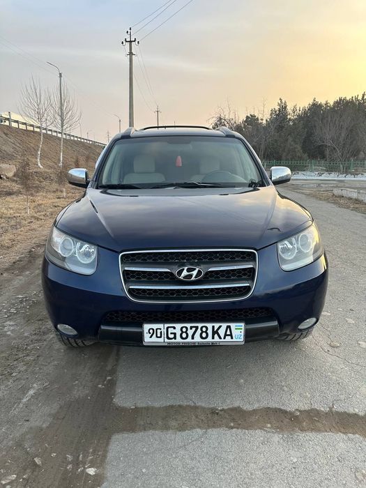 HUNDAY Santa-Fe cotiladi