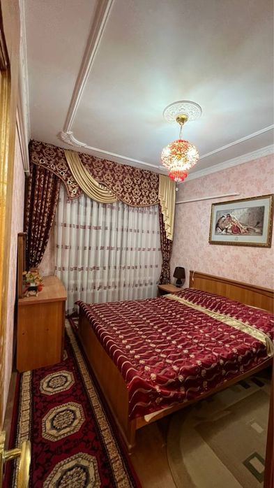 4- комнатная квартира г.нукус 23 м/р дом 1/46 кв 13 . евроремонт.