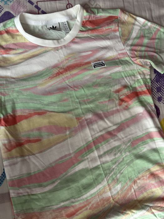 Tricou Adidas nou fără eticheta