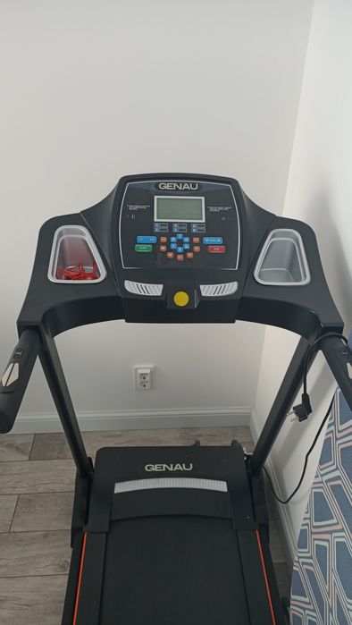 Беговая дорожка Genau