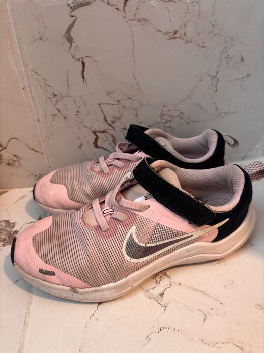 Ботуши и маратонки оригинални Nike