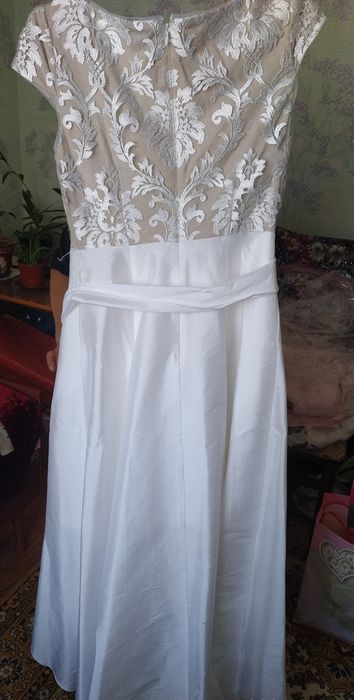 Вечерная платья ADRIANNA PAPELL (США)