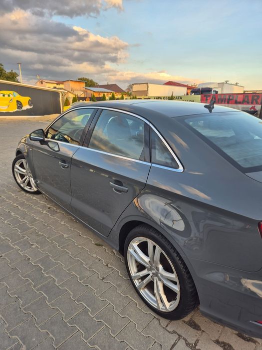 Audi A3 S-Line - Limousine