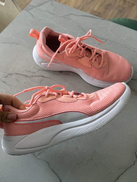Дамски маратонки Puma, 38