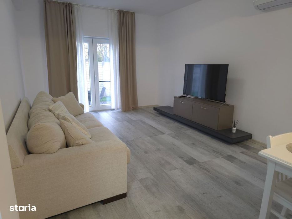 Casa 3 camere,teren 380 mp,gata de mutare