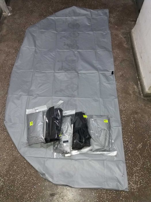 Prelata husa moto scuter bicicleta motocicleta S 200x100cm impermeabila gri sau neagra. Protejeaza impotriva soarelui, ploii, grindinei, prafului