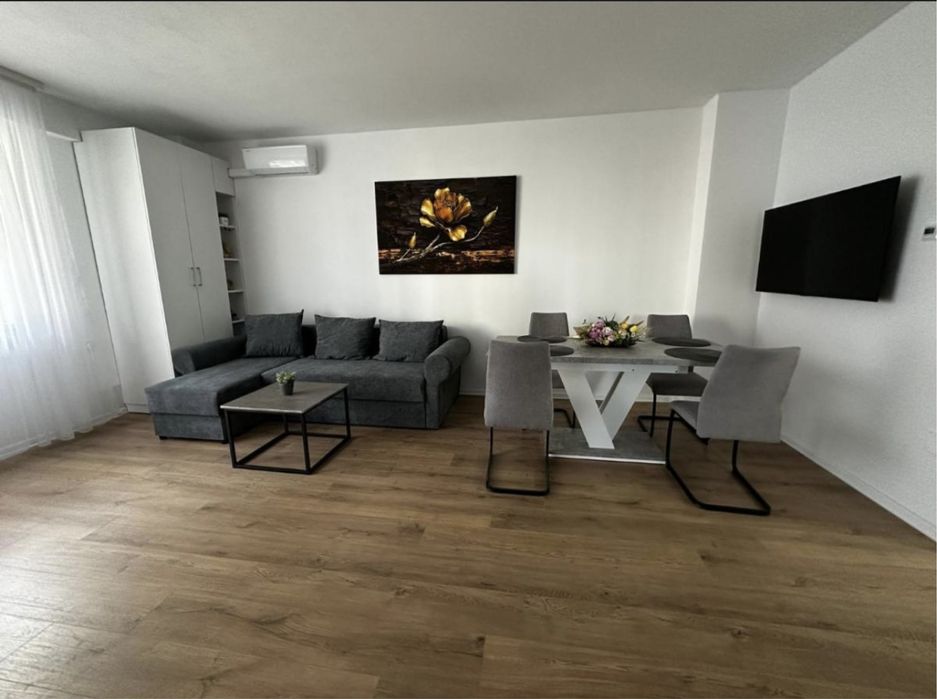 Apartamnet cu 3 camere, nou, prima inchiriere