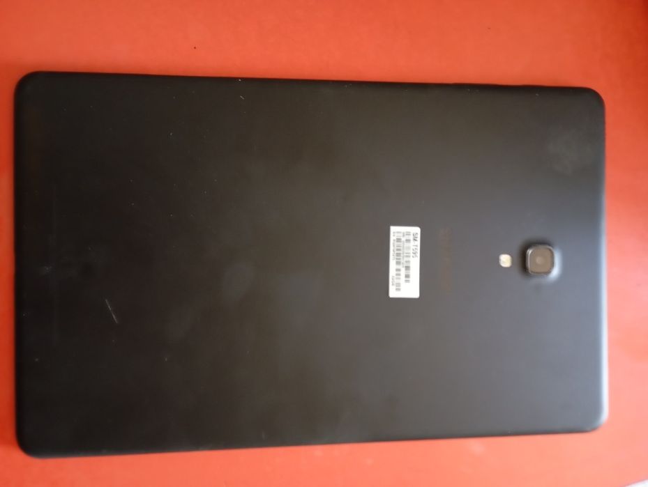 Samsung Tab A  экран 10.5