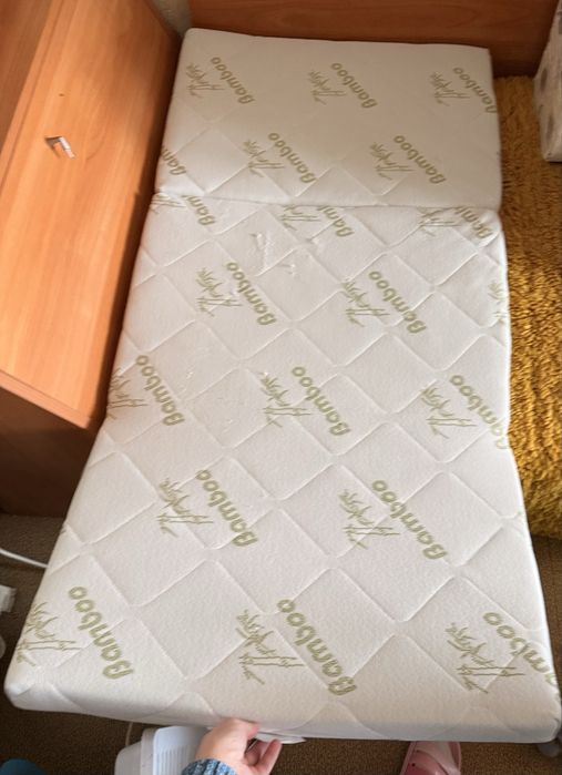 Чисто нова сгъваема кошара и сгъваем матрак 120/60