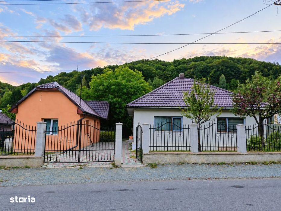 Casa de vanzare, 79 mp, teren 412 mp, zona Ferneziu