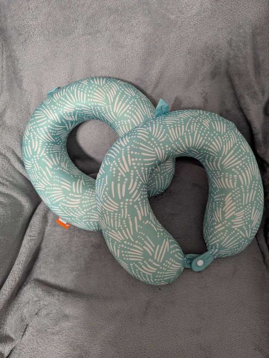 2 perne elegante în formă de U pentru călătorii/timp liber