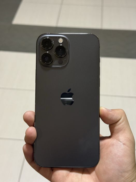 Продам Iphone 13pro max