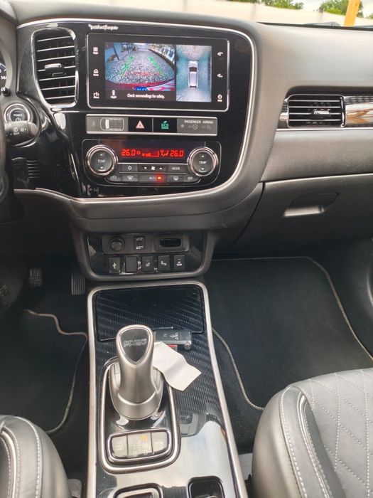 Mitsubishi Outlander 2.4 PHEV