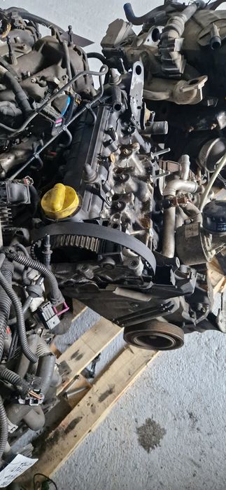 Vând motor 1.5 dci renault Clio