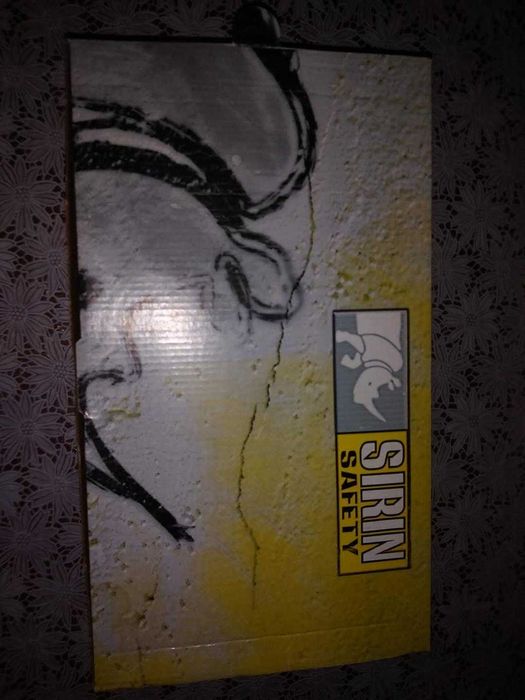 + Pantofi Sir Safe noi la cutie marimea 41 sau 46 +