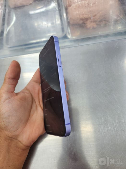 Iphone 12 64gb...